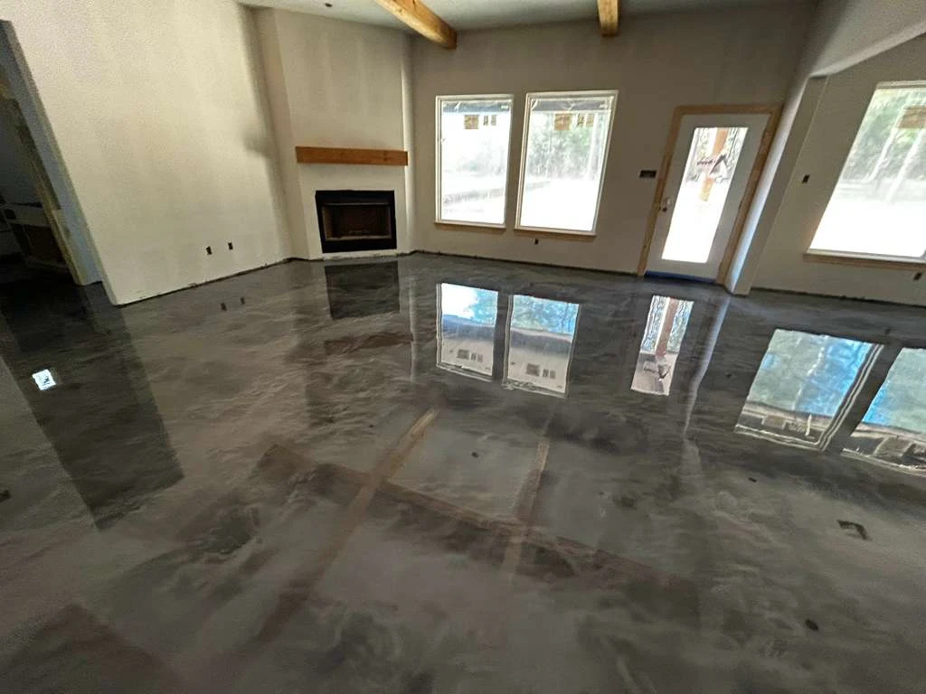 Glossy metallic epoxy floor in a kitchen